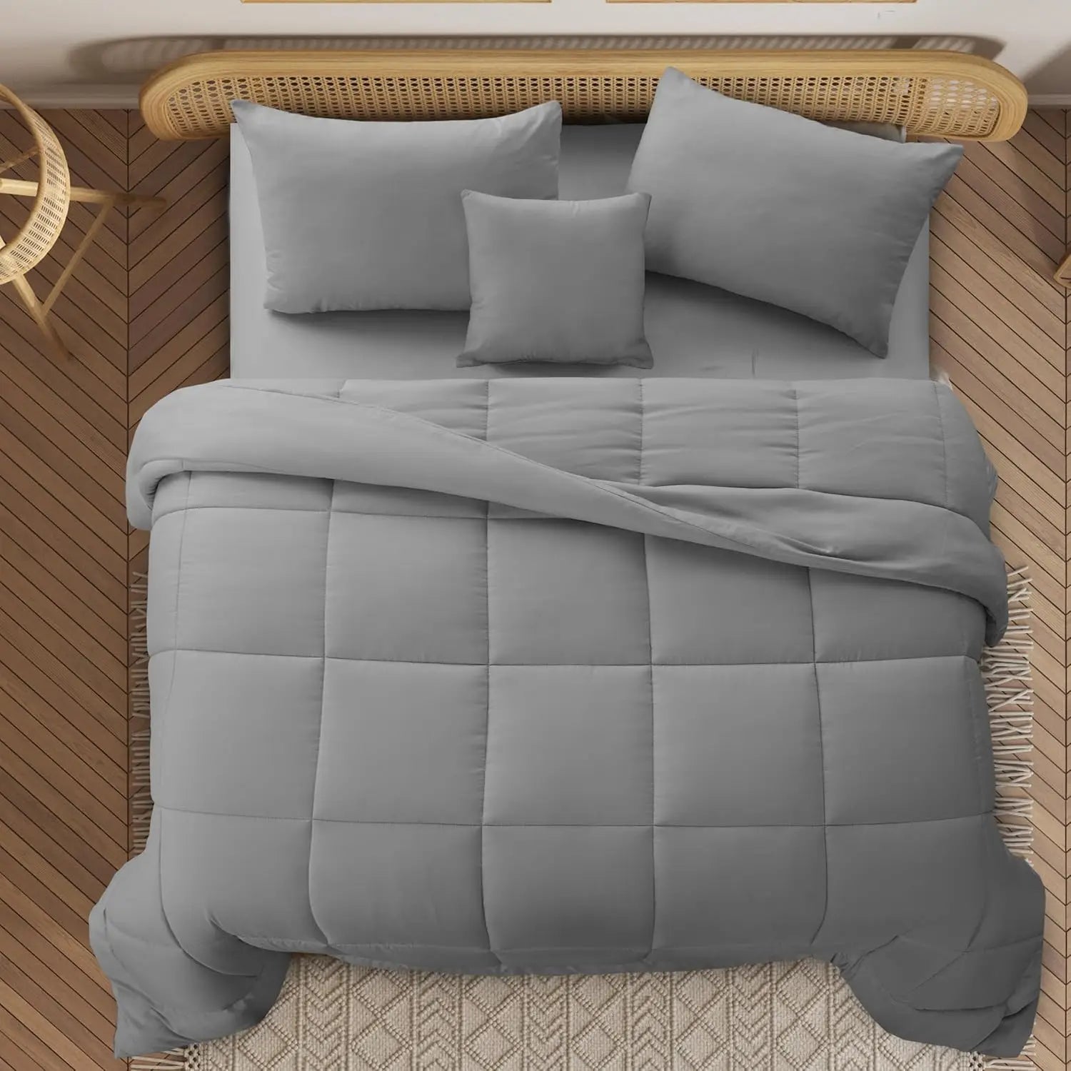 Queen Comforter Set