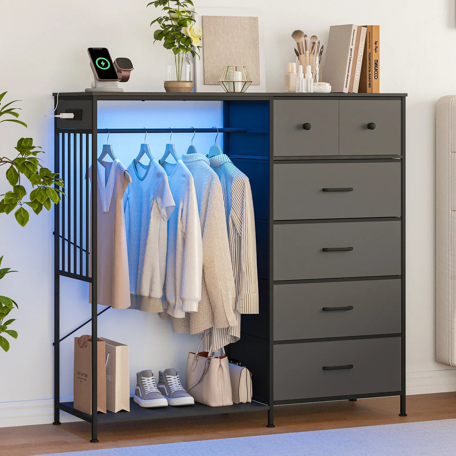 Chest of Drawers,