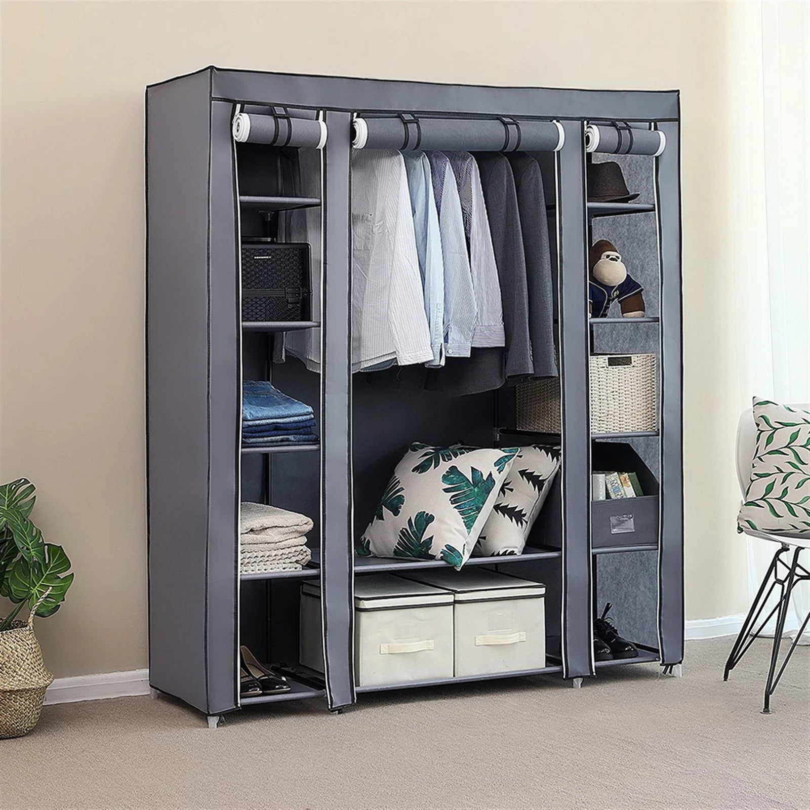 Clothes Closet