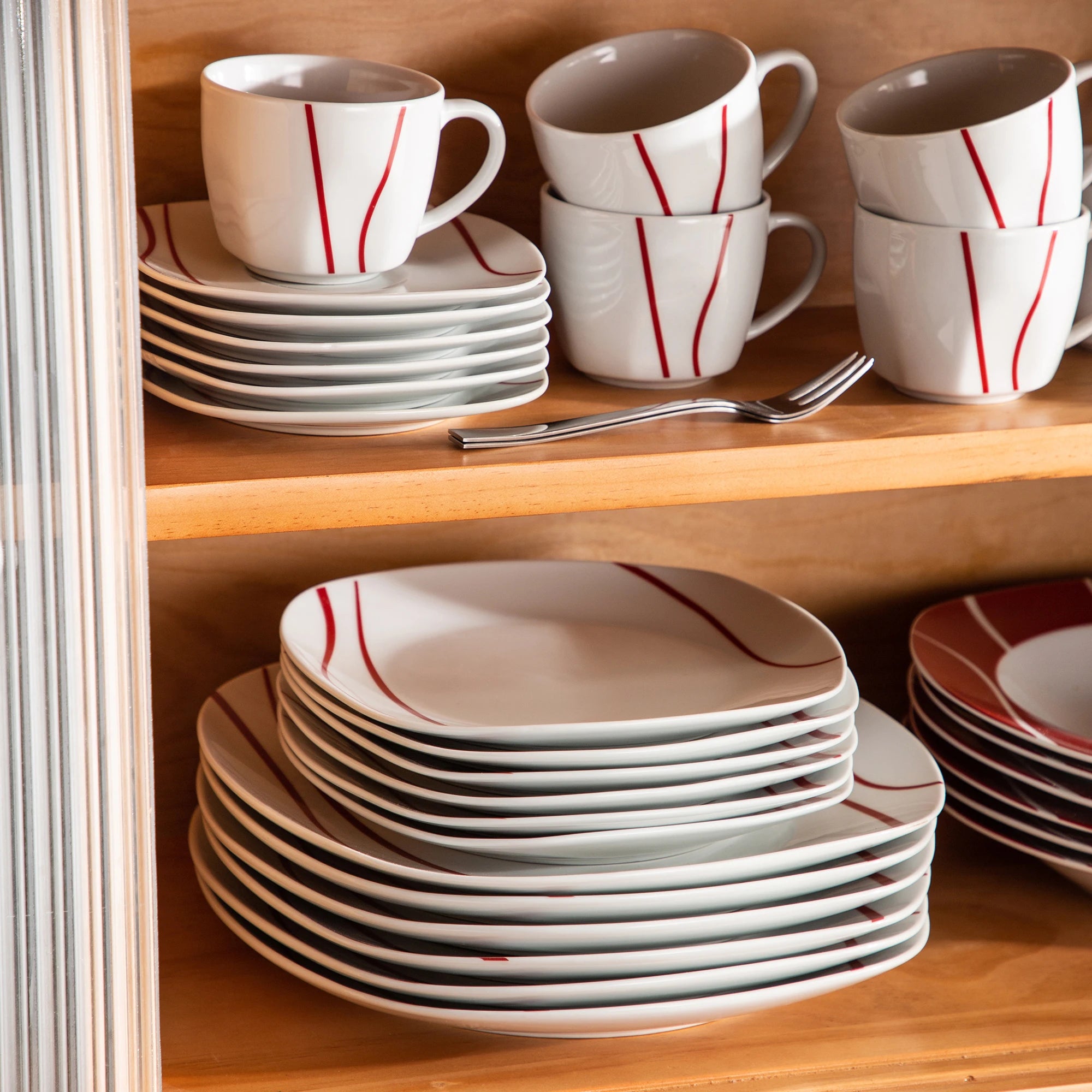 Porcelain Dinner Set